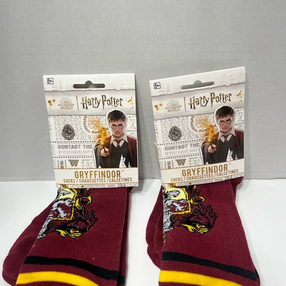 Harry Potter Gryffindor  Wizard Socks Burgundy Set Of 2 New - Picture 2 of 7
